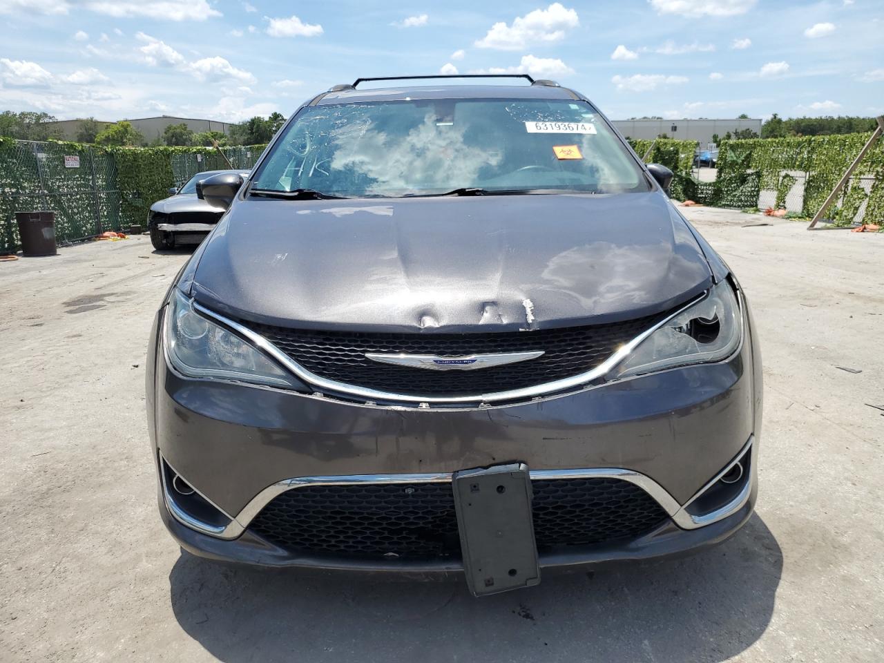 2020 Chrysler Pacifica Touring L vin: 2C4RC1BG5LR139341