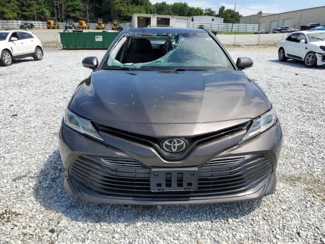 VIN 4T1B11HK3JU564829 2018 Toyota Camry, L no.5