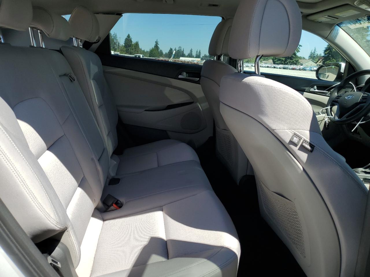 KM8J3CA22HU571082 2017 Hyundai Tucson Limited