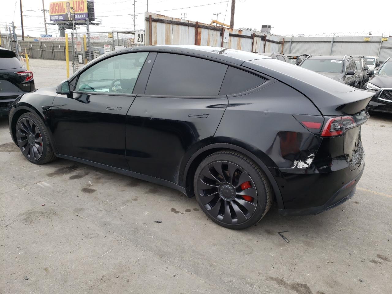 5YJYGDEF4MF209476 2021 Tesla Model Y