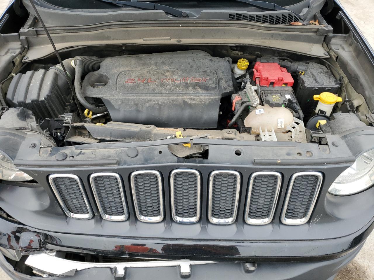 ZACCJBABXJPJ27207 2018 Jeep Renegade Sport