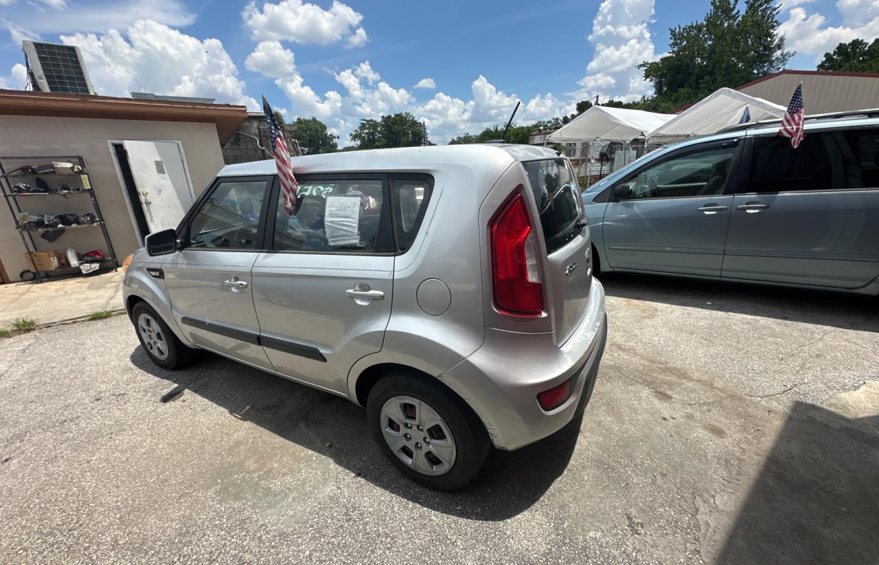 2013 Kia Soul vin: KNDJT2A51D7494965