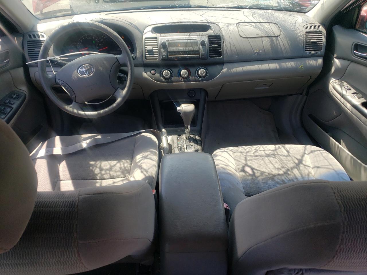 4T1BE30K95U093738 2005 Toyota Camry Le