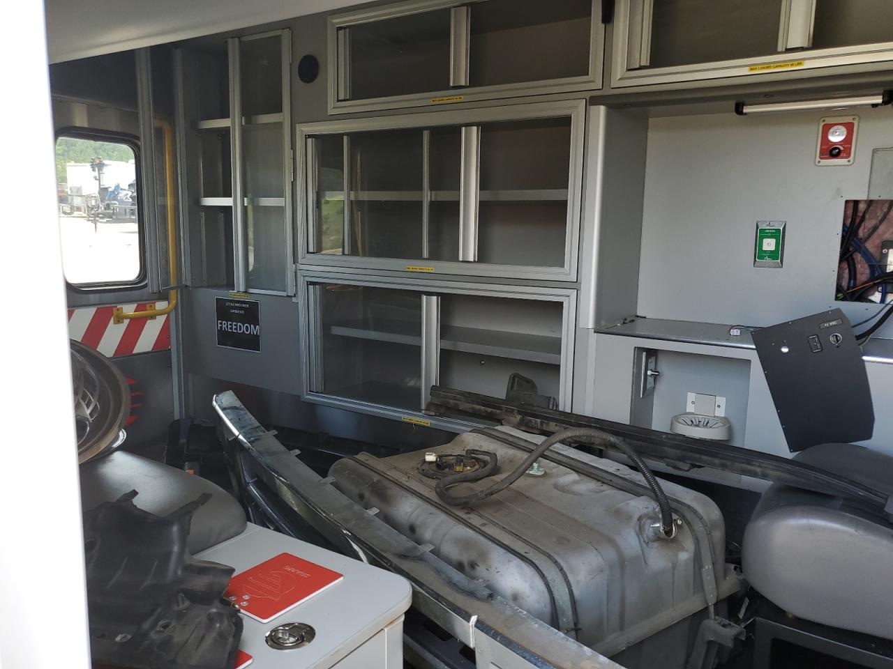 FORD ECONOLINE E350 SUPER DUTY CUTAWAY VAN