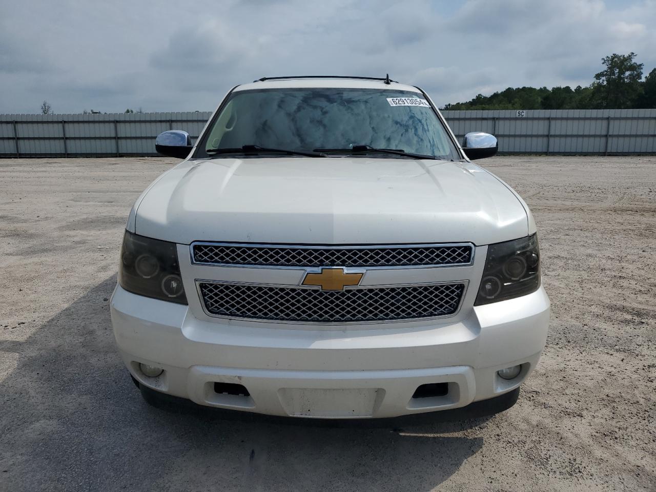 1GNSCCE05BR354922 2011 Chevrolet Tahoe C1500 Ltz