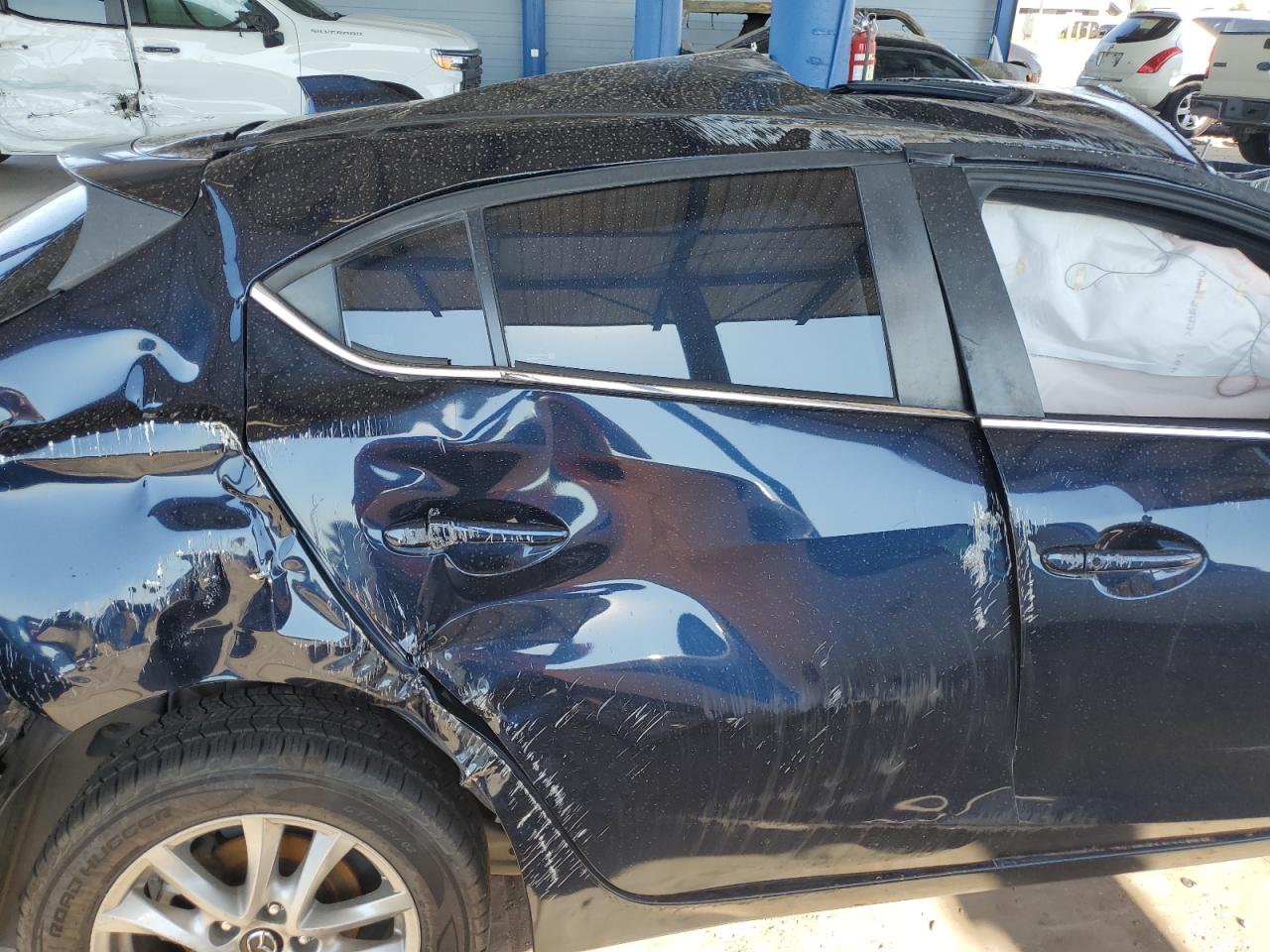 JM1BM1M76F1225746 2015 Mazda 3 Grand Touring