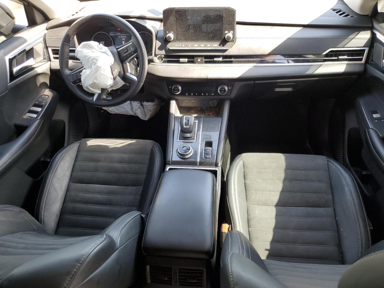 JA4J3UA82NZ041136 2022 Mitsubishi Outlander Se