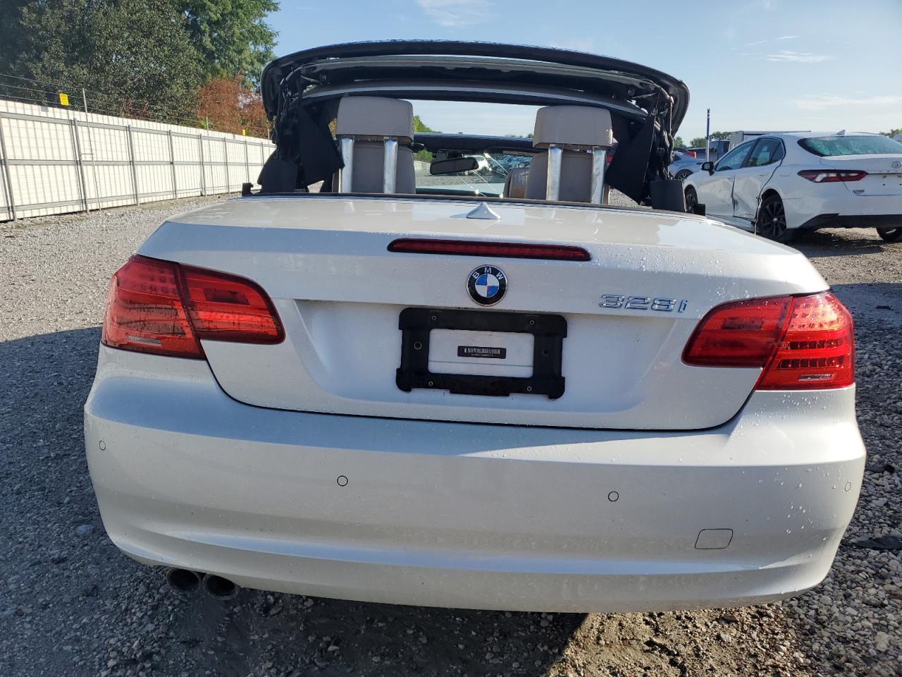 WBADW3C59DE824965 2013 BMW 328 I