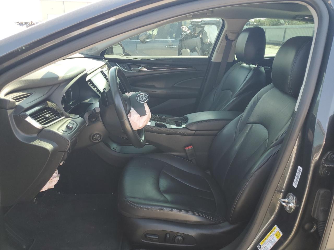 1G4ZP5SS4HU159635 2017 Buick Lacrosse Essence