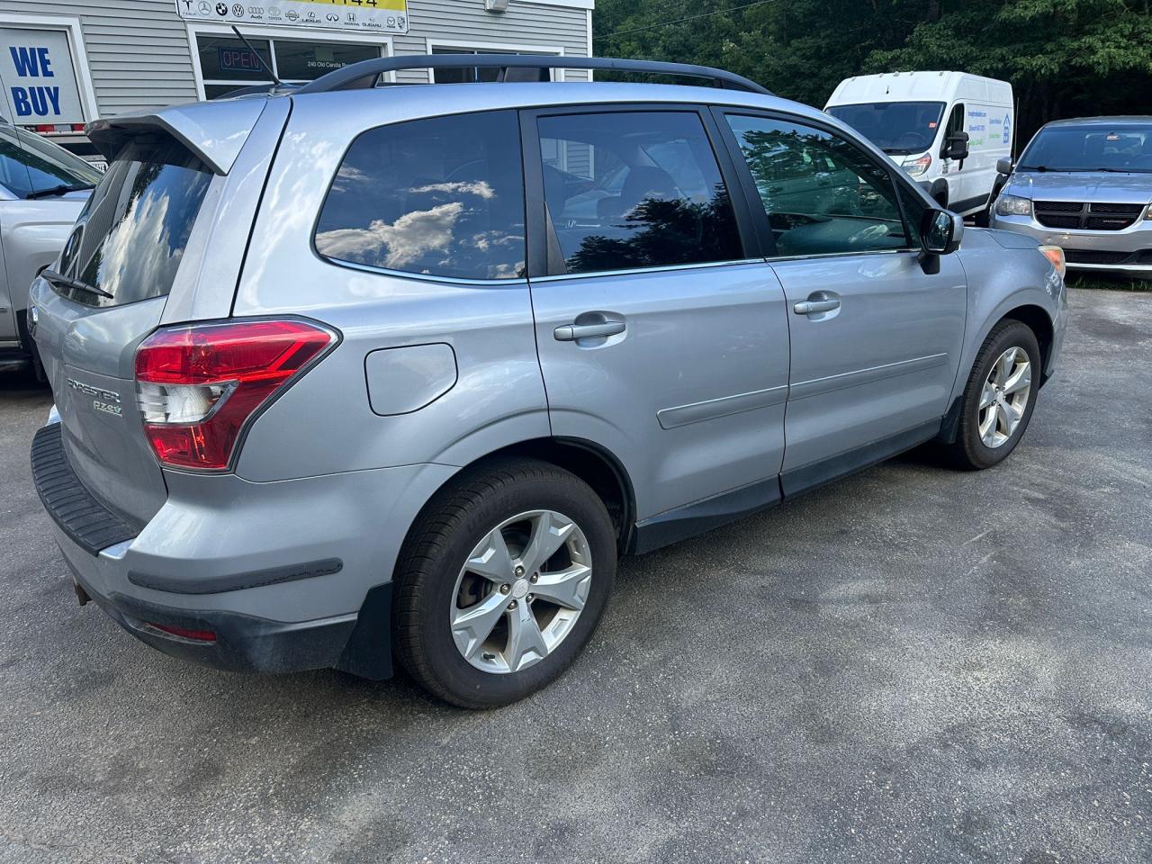 2014 Subaru Forester 2.5I Limited vin: JF2SJAJC0EH409209