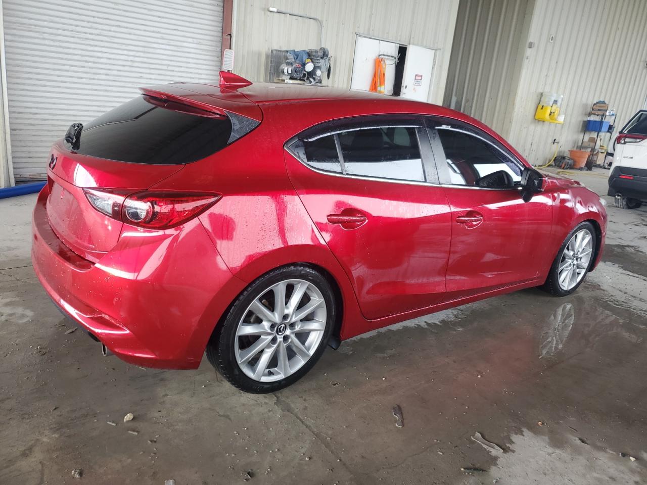 3MZBN1M3XHM140082 2017 Mazda 3 Grand Touring