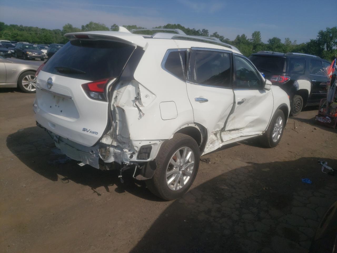 2020 Nissan Rogue S vin: JN8AT2MV0LW133490