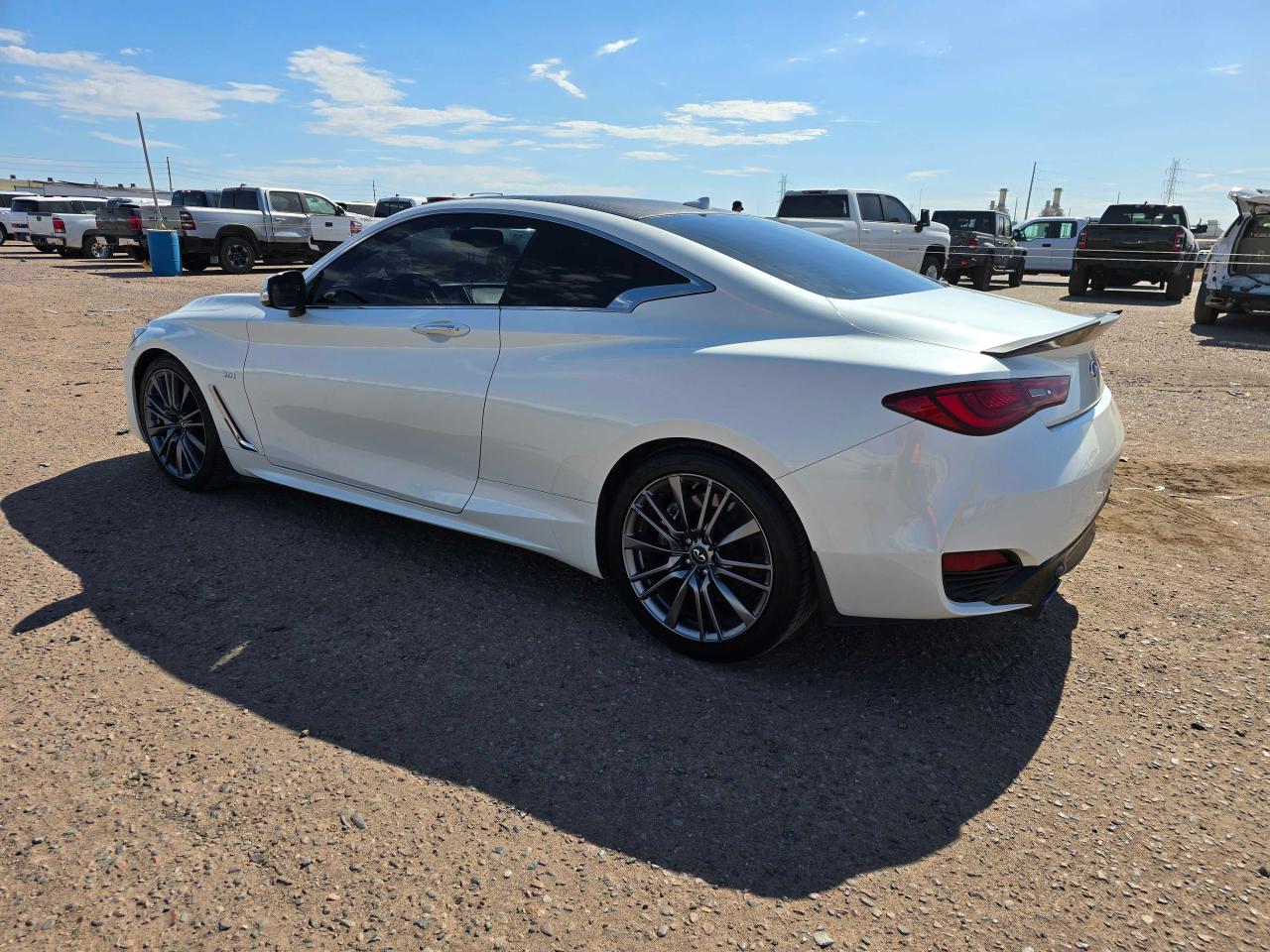 2017 Infiniti Q60 Premium vin: JN1EV7EKXHM364380