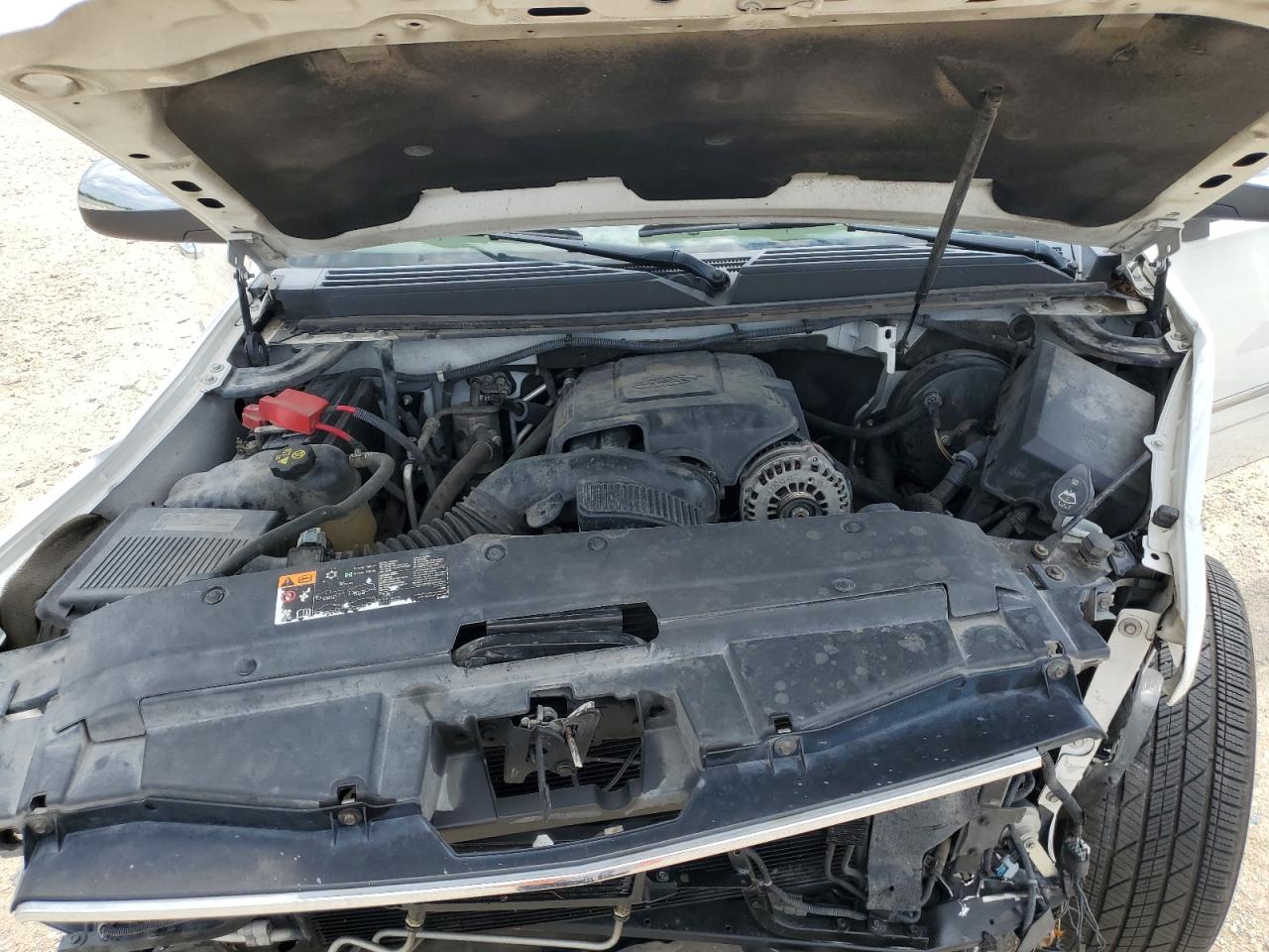 1GNSCCE00BR390839 2011 Chevrolet Tahoe C1500 Ltz