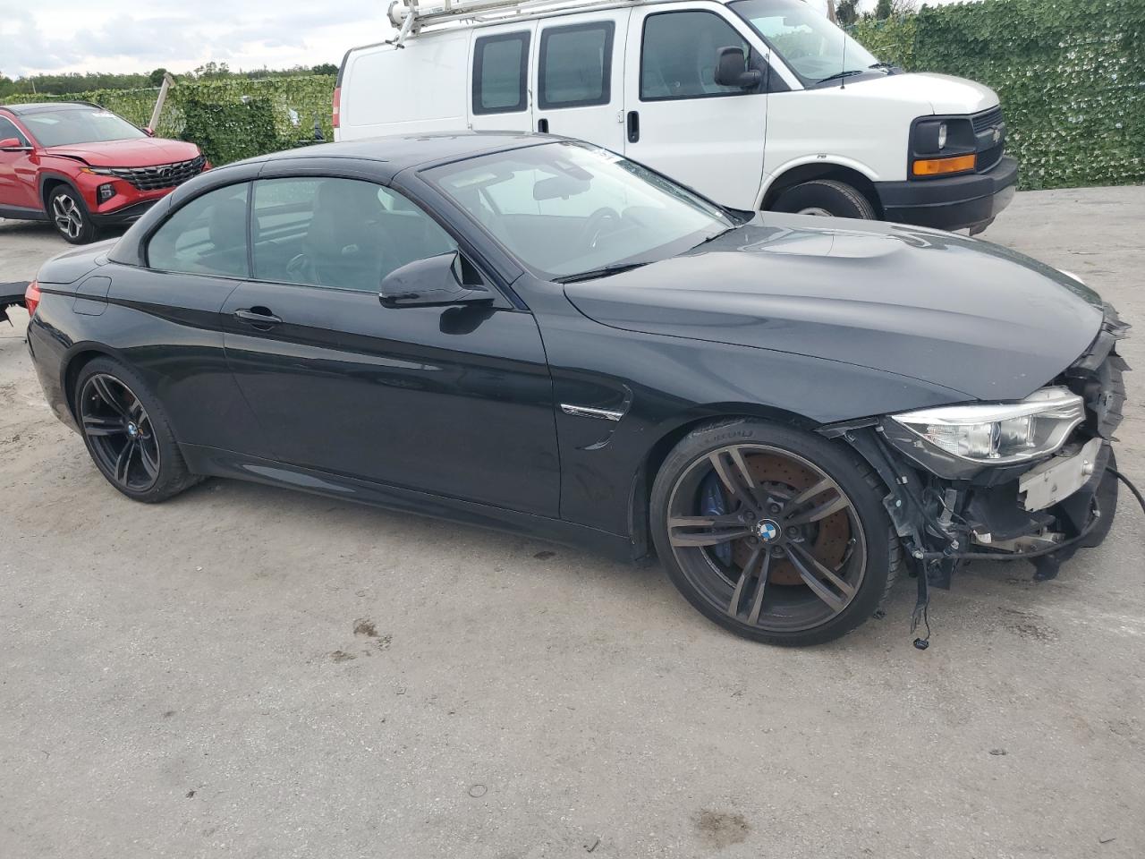 2016 BMW M4 vin: WBS3U9C59GP969786