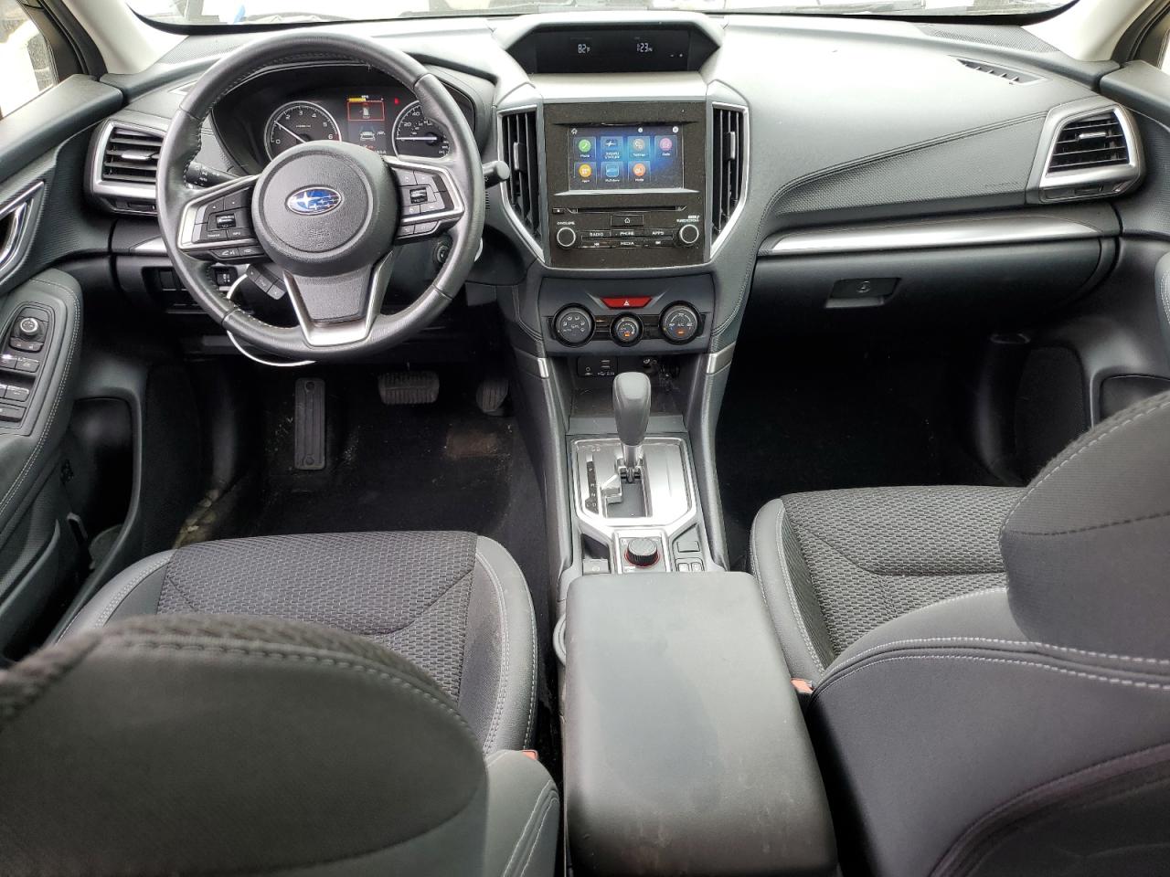 JF2SKAEC3KH550035 2019 Subaru Forester Premium