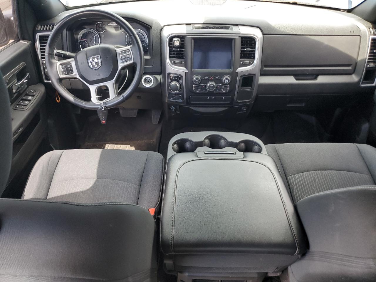 1C6RR7LT8MS568705 2021 Ram 1500 Classic Slt