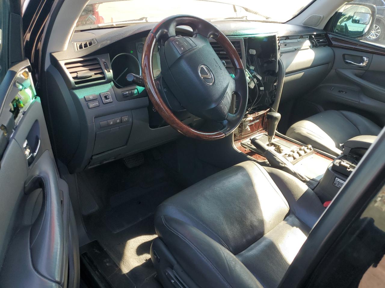 JTJHY7AXXA4038410 2010 Lexus Lx 570