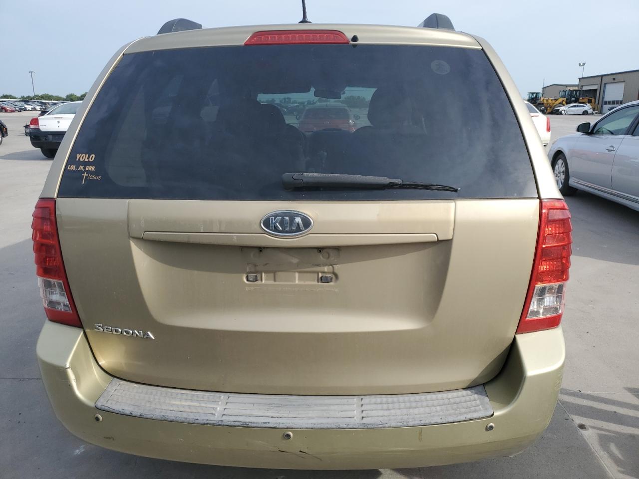 KNDMG4C74B6384085 2011 Kia Sedona Lx