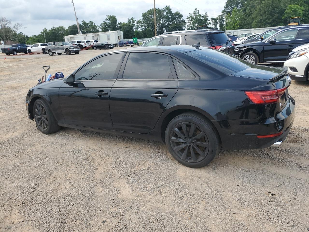 2017 Audi A4 Premium vin: WAUANAF45HN004501