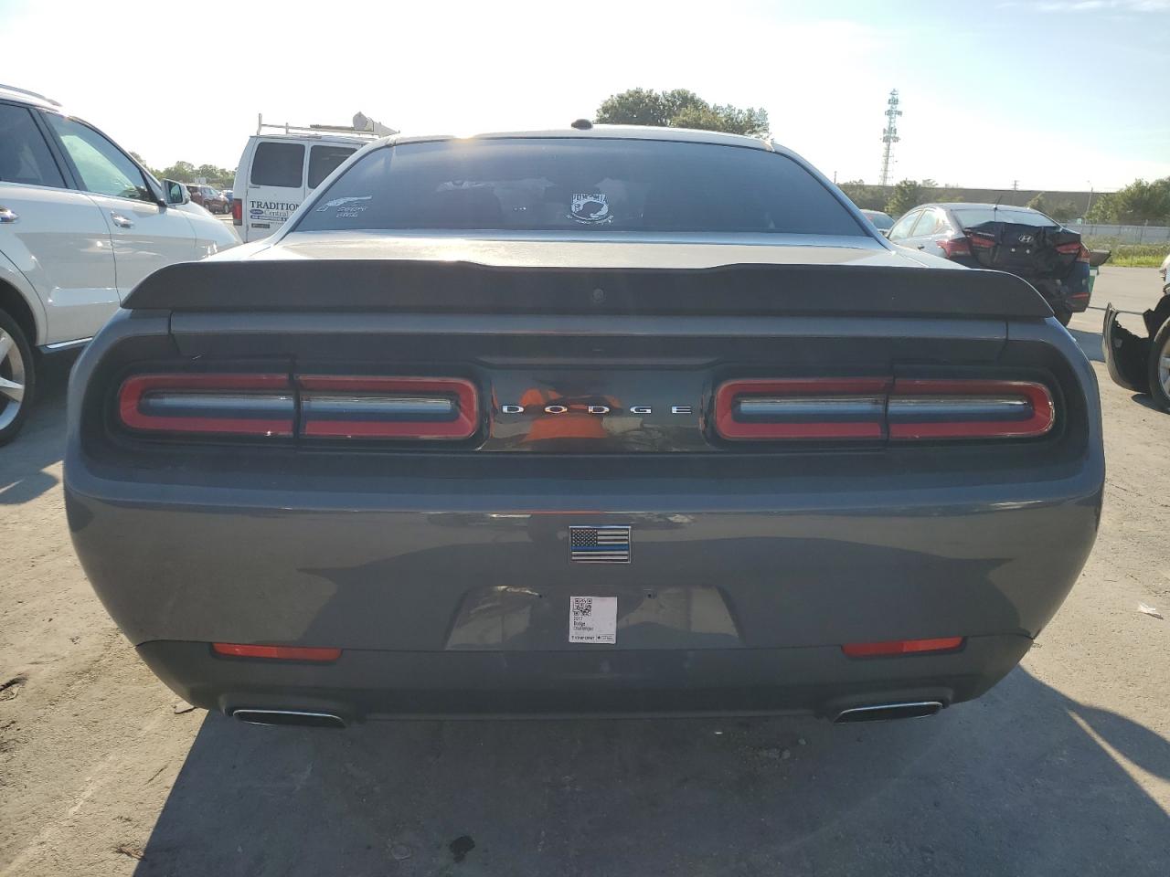 2017 Dodge Challenger Sxt vin: 2C3CDZAG9HH594598