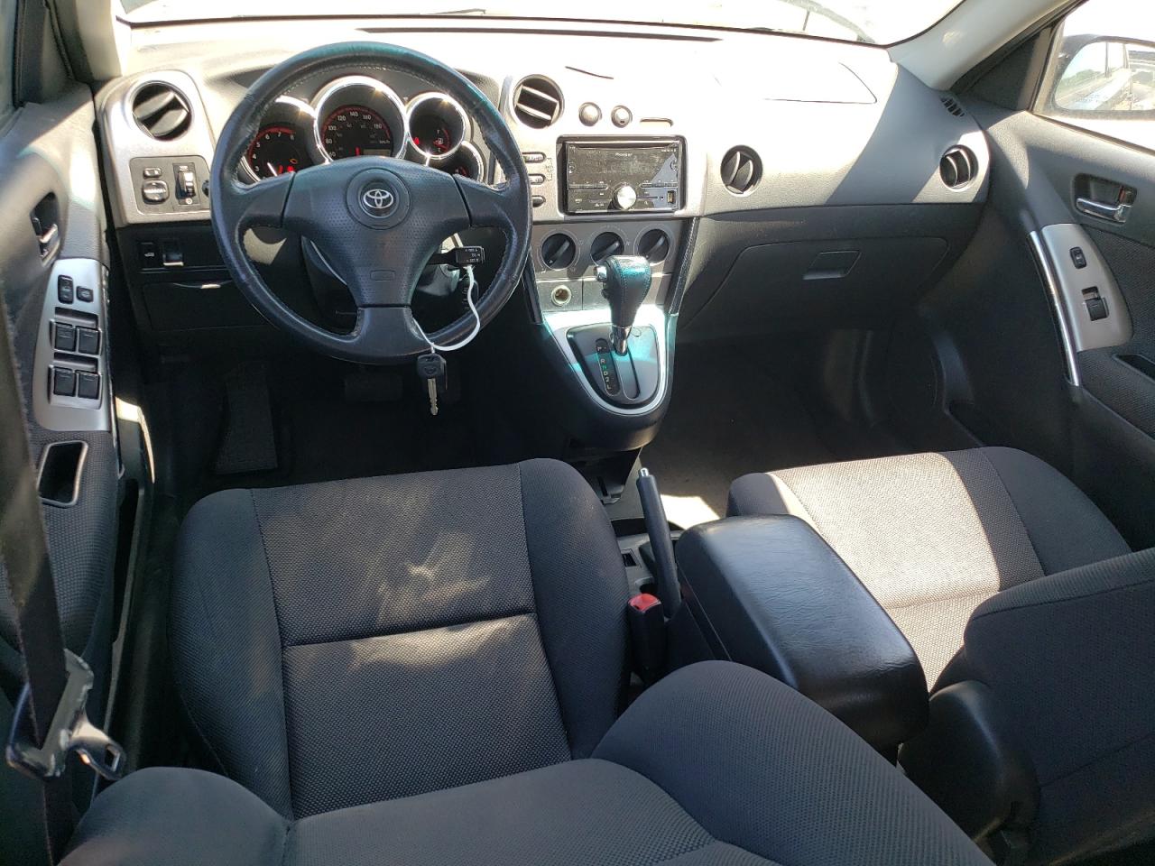 2T1KR32EX4C837231 2004 Toyota Corolla Matrix Xr