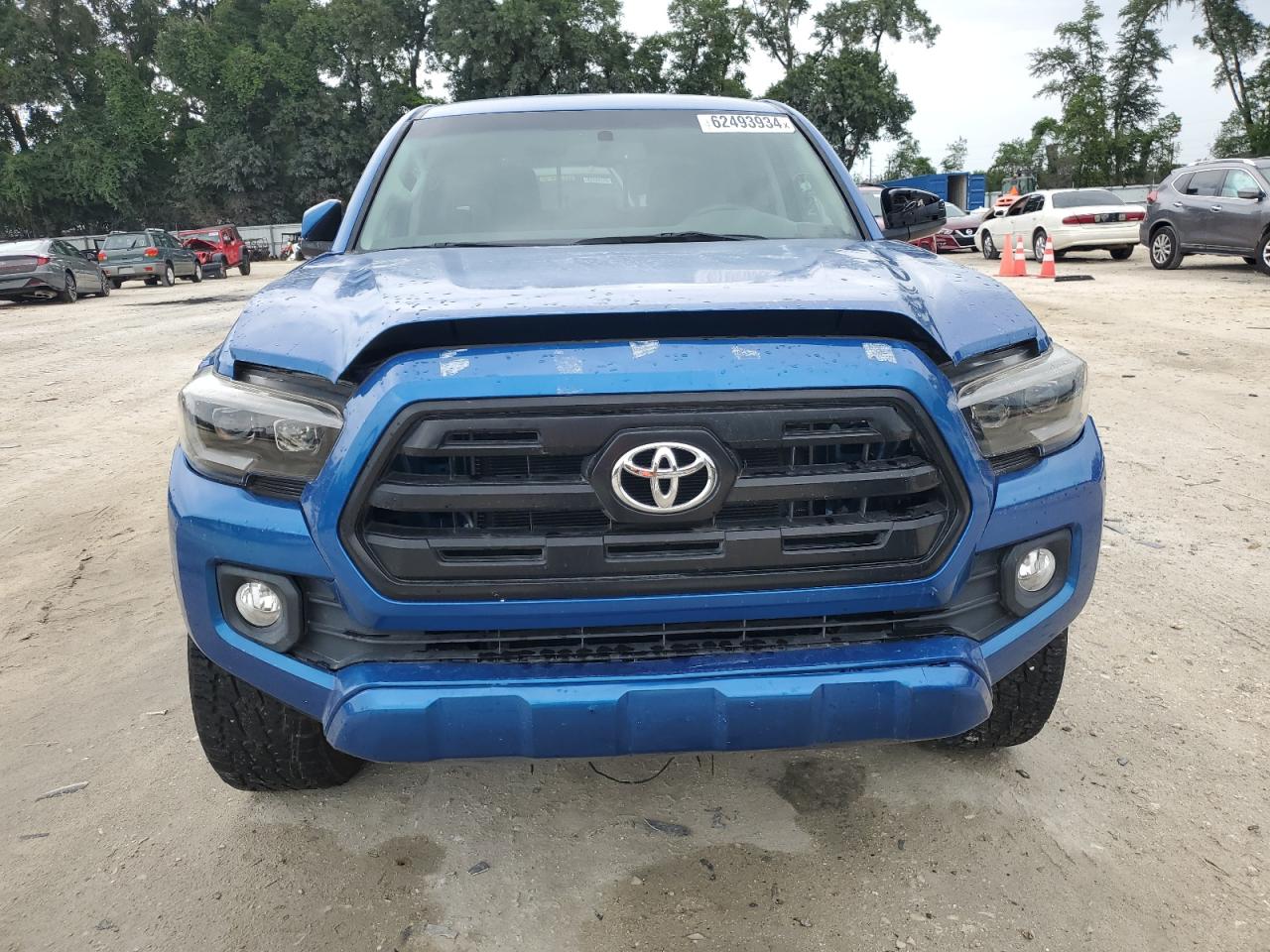 3TMAZ5CNXJM059781 2018 Toyota Tacoma Double Cab