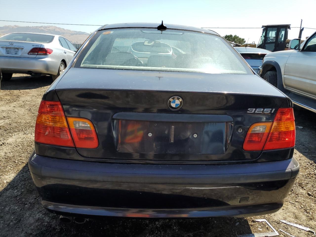 WBAAZ33404KP83970 2004 BMW 325 Is Sulev