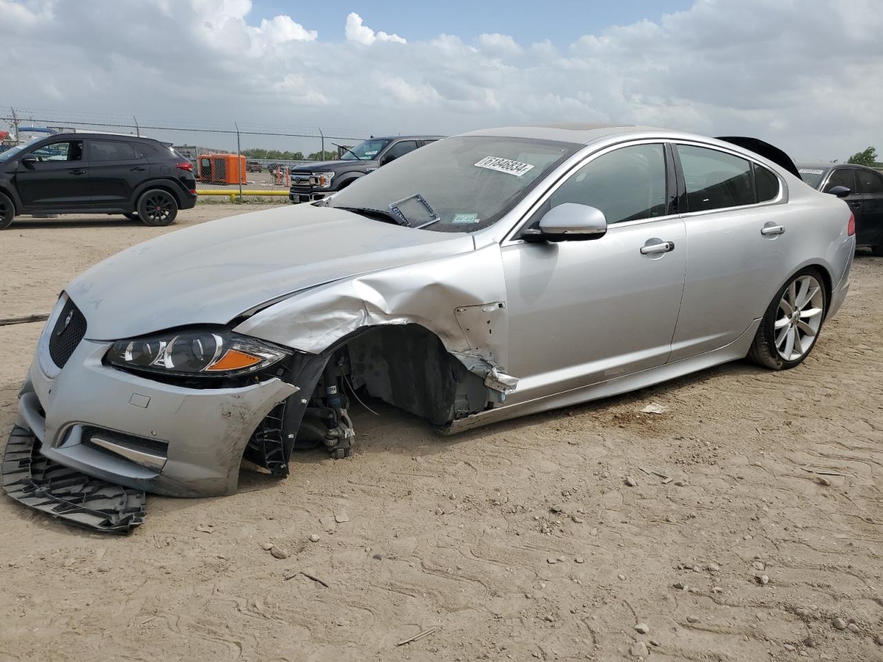 Jaguar XF 2012 Portfolio