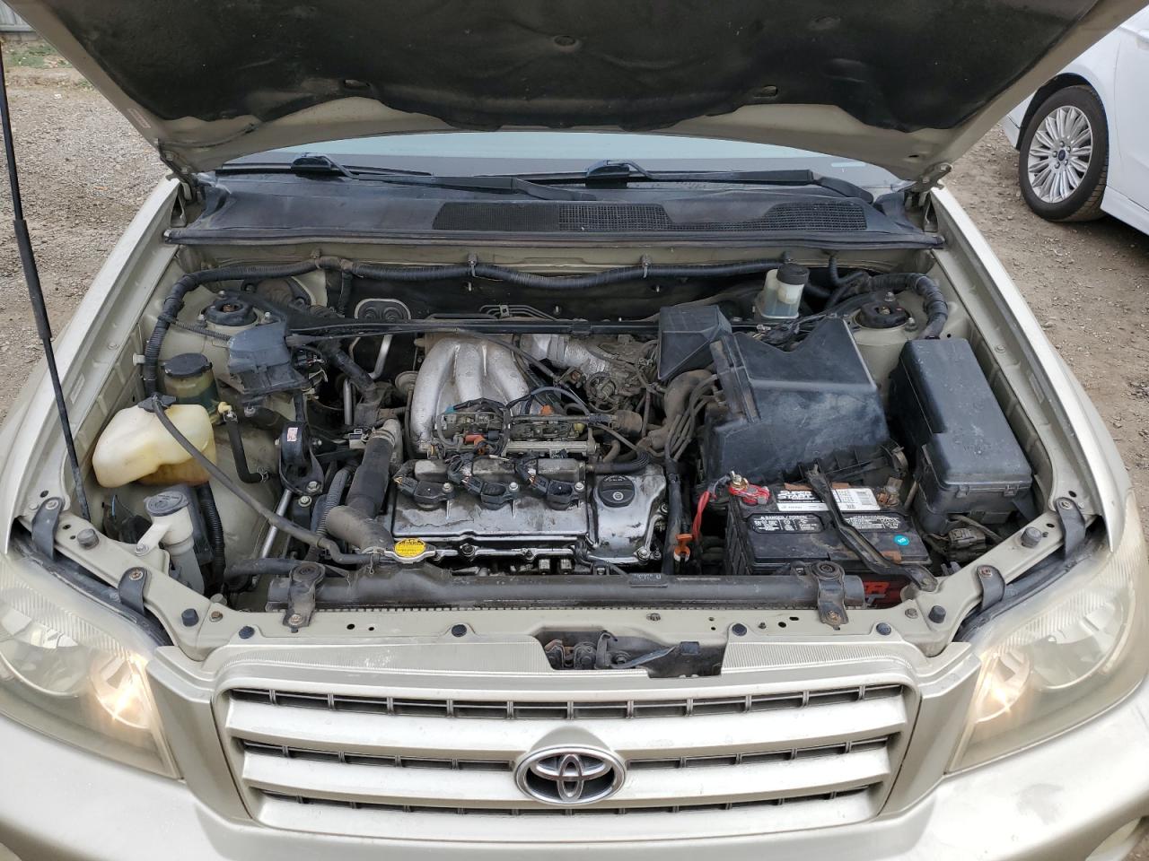 JTEGF21A320070008 2002 Toyota Highlander Limited