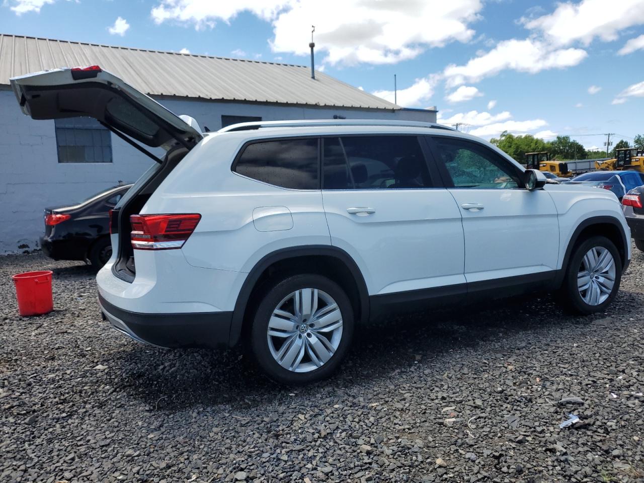 2019 Volkswagen Atlas Se vin: 1V2UR2CA9KC571557