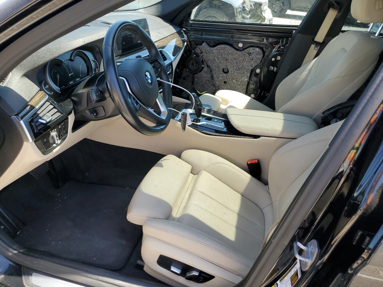 WBAJA9C50JB251035 2018 BMW 530E