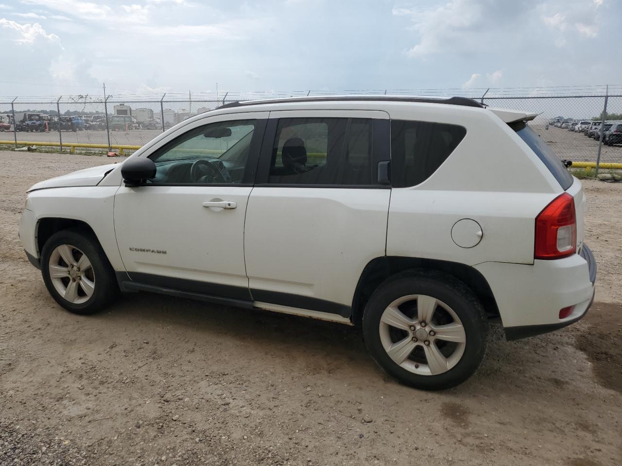 2012 Jeep Compass Latitude vin: 1C4NJDEB3CD676055