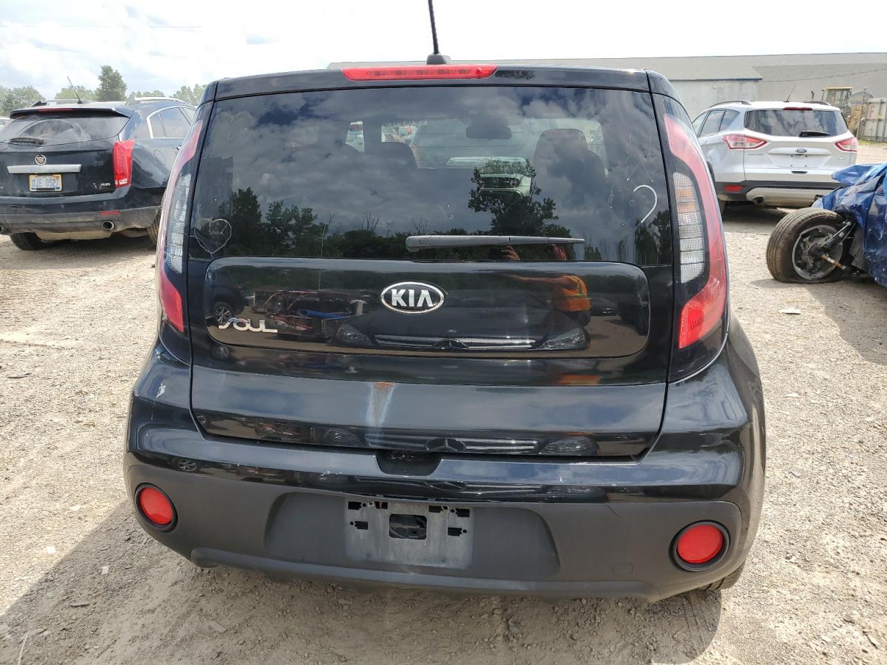 2017 Kia Soul vin: KNDJN2A28H7882166