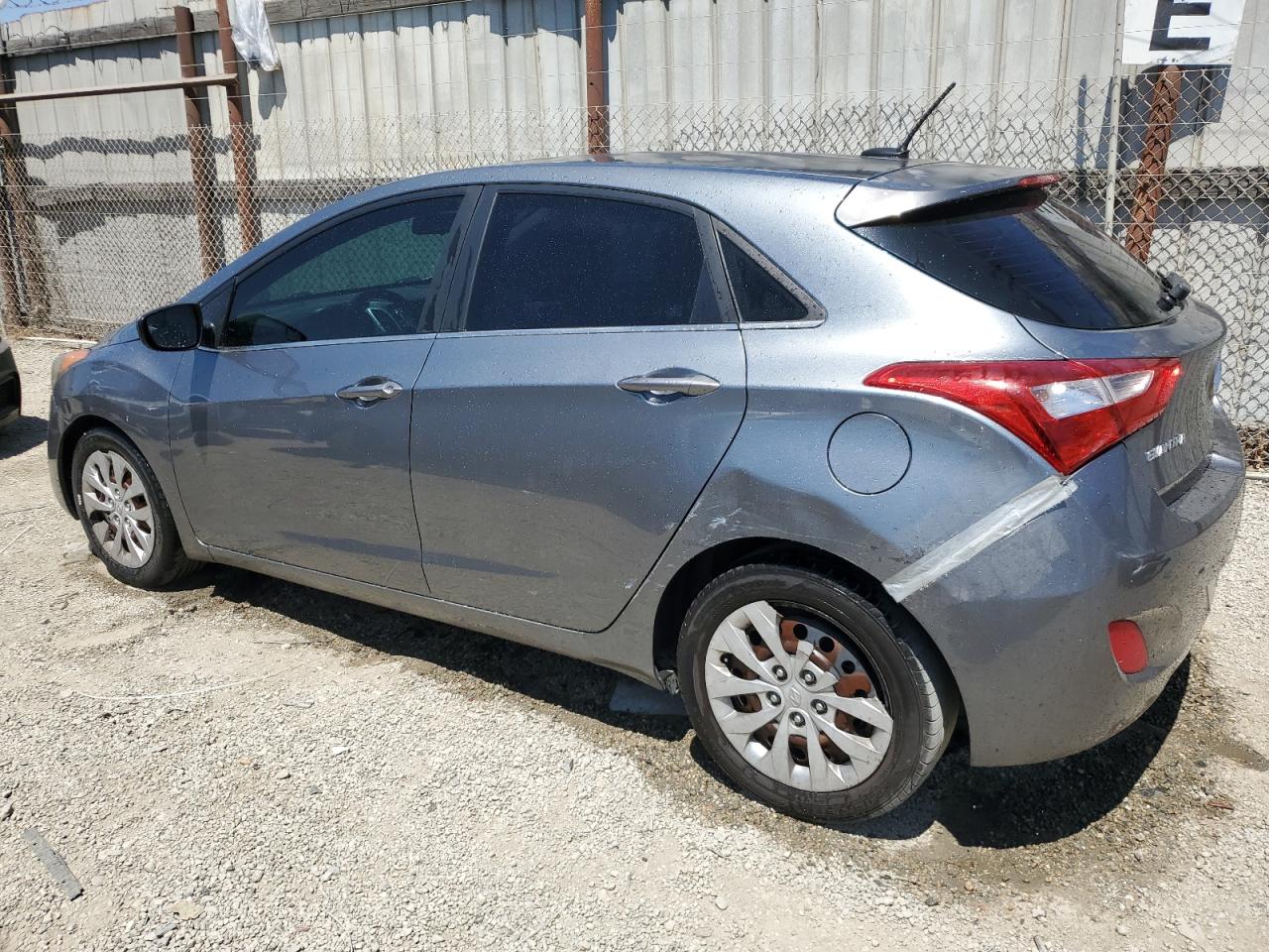 2016 Hyundai Elantra Gt vin: KMHD35LH3GU318216