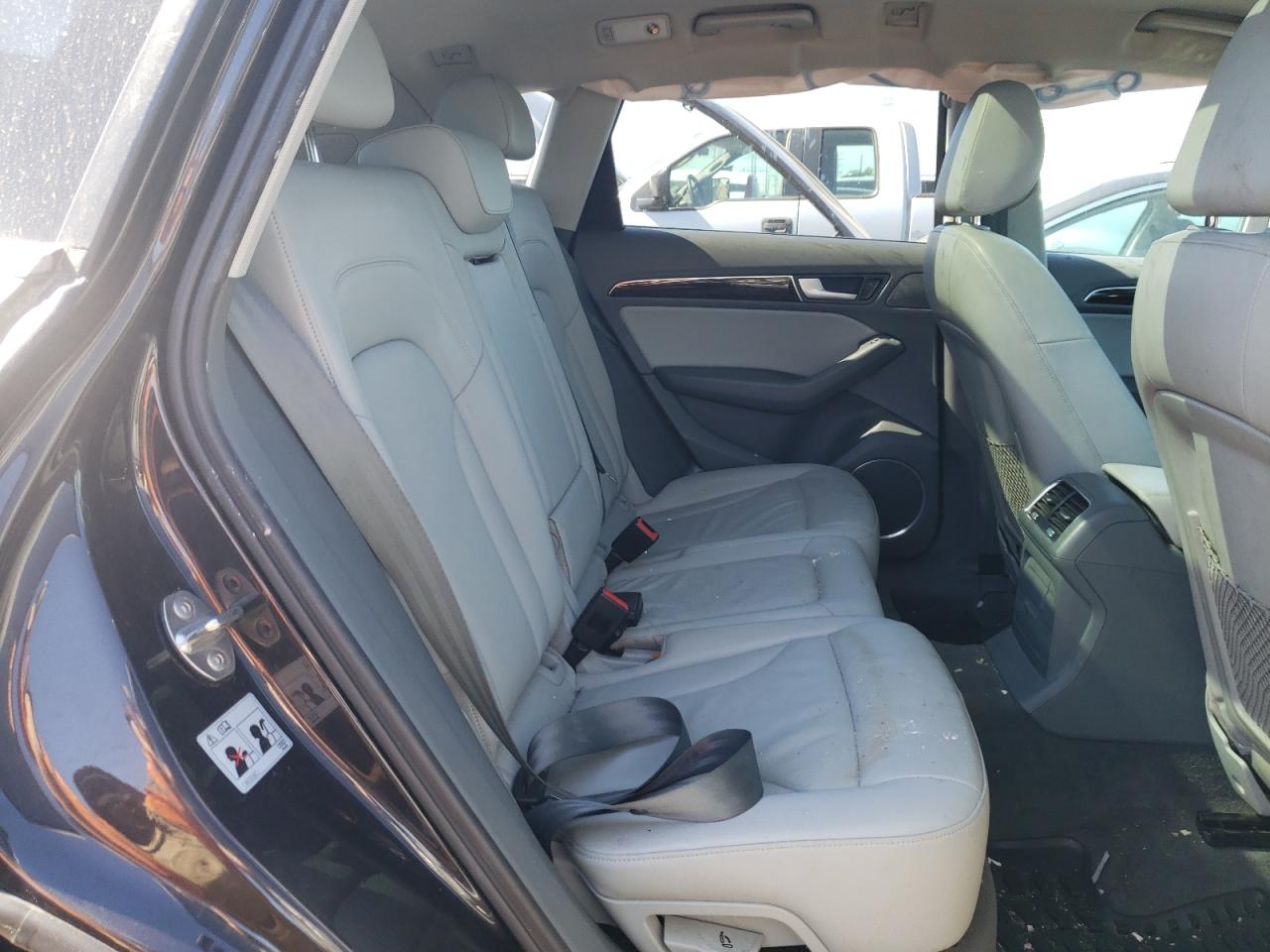 WA1LFAFP1EA044302 2014 Audi Q5 Premium Plus