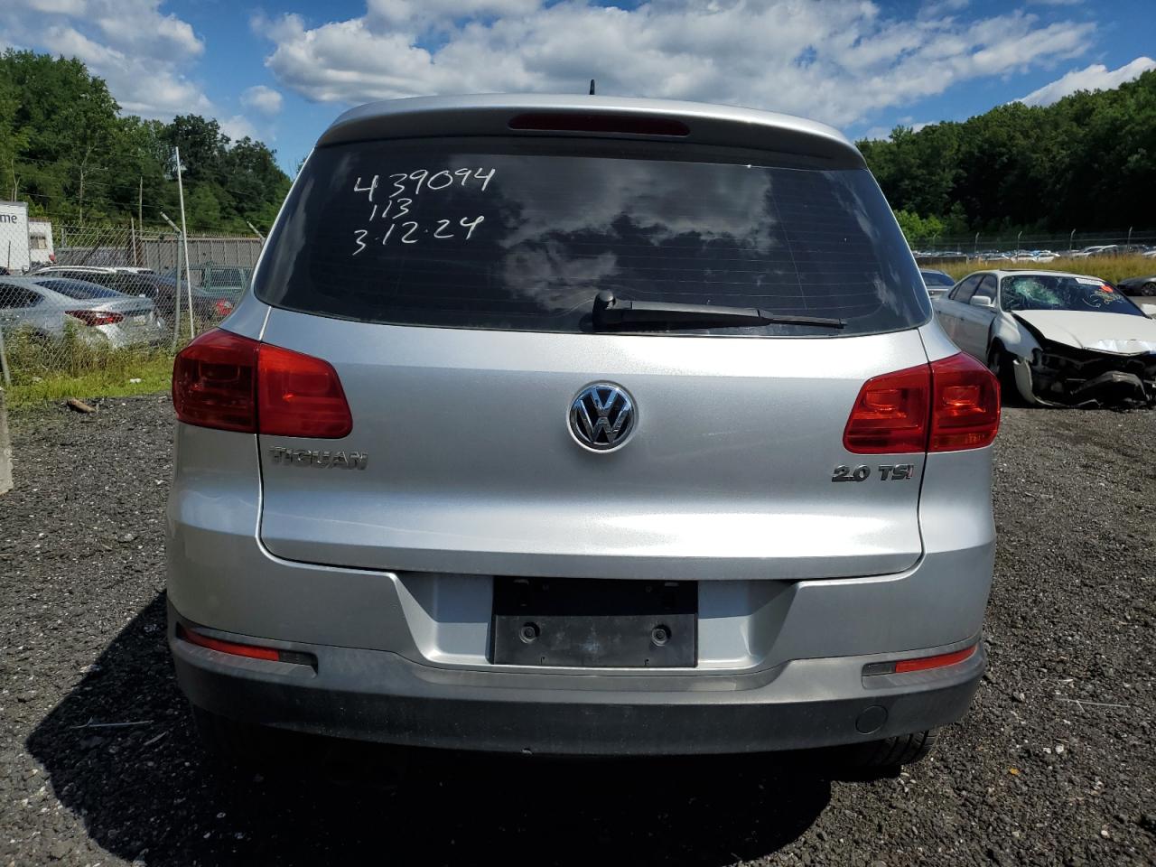 WVGAV7AX9CW524271 2012 Volkswagen Tiguan S