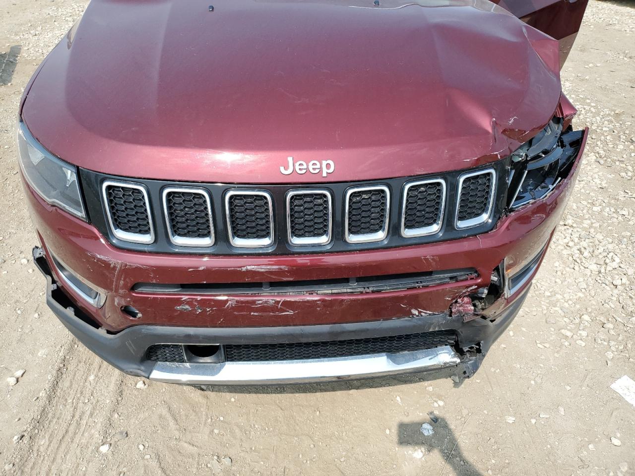 Lot #2935435303 2020 JEEP COMPASS LI