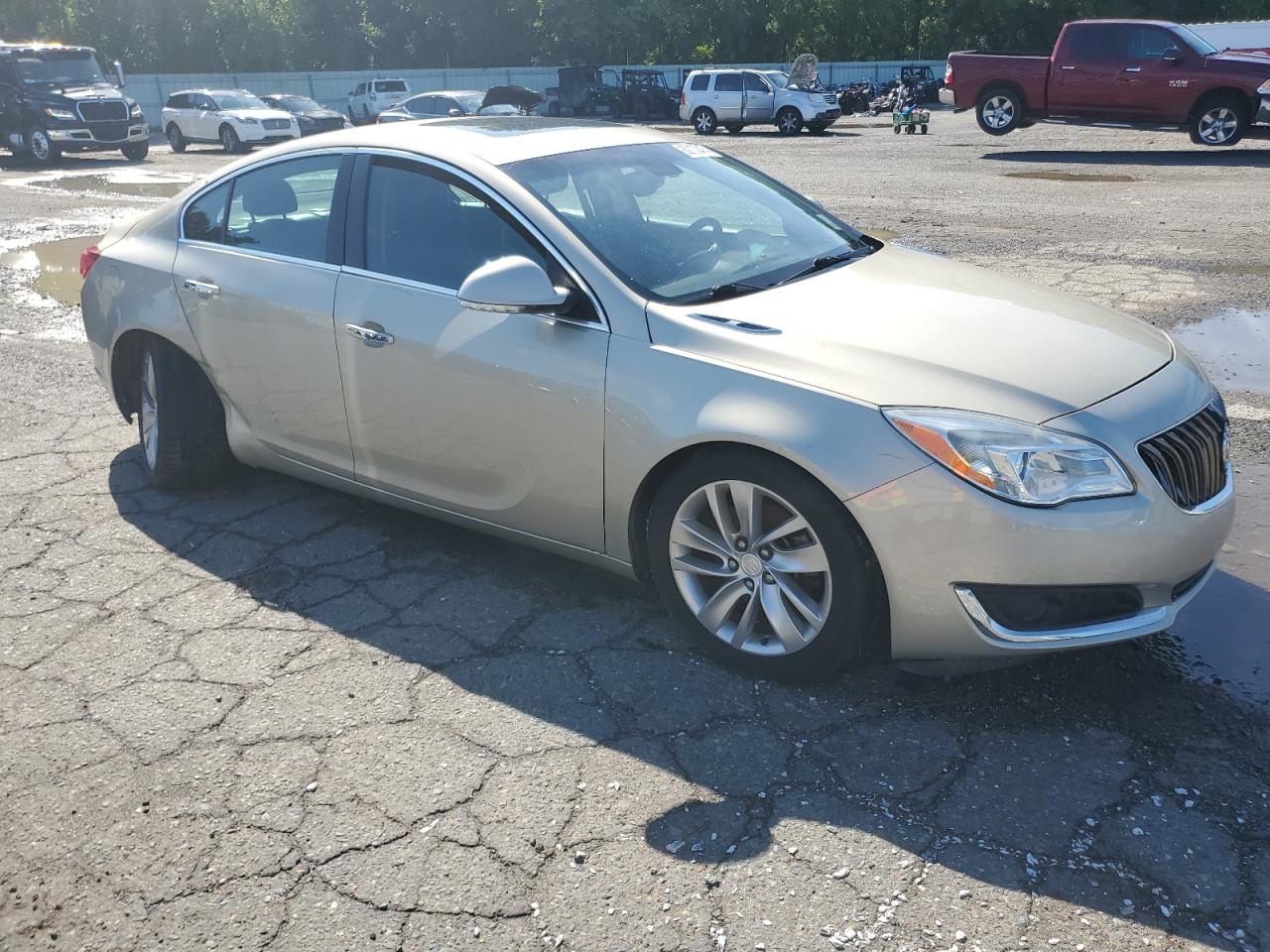 2014 Buick Regal Premium vin: 2G4GN5EX3E9167111