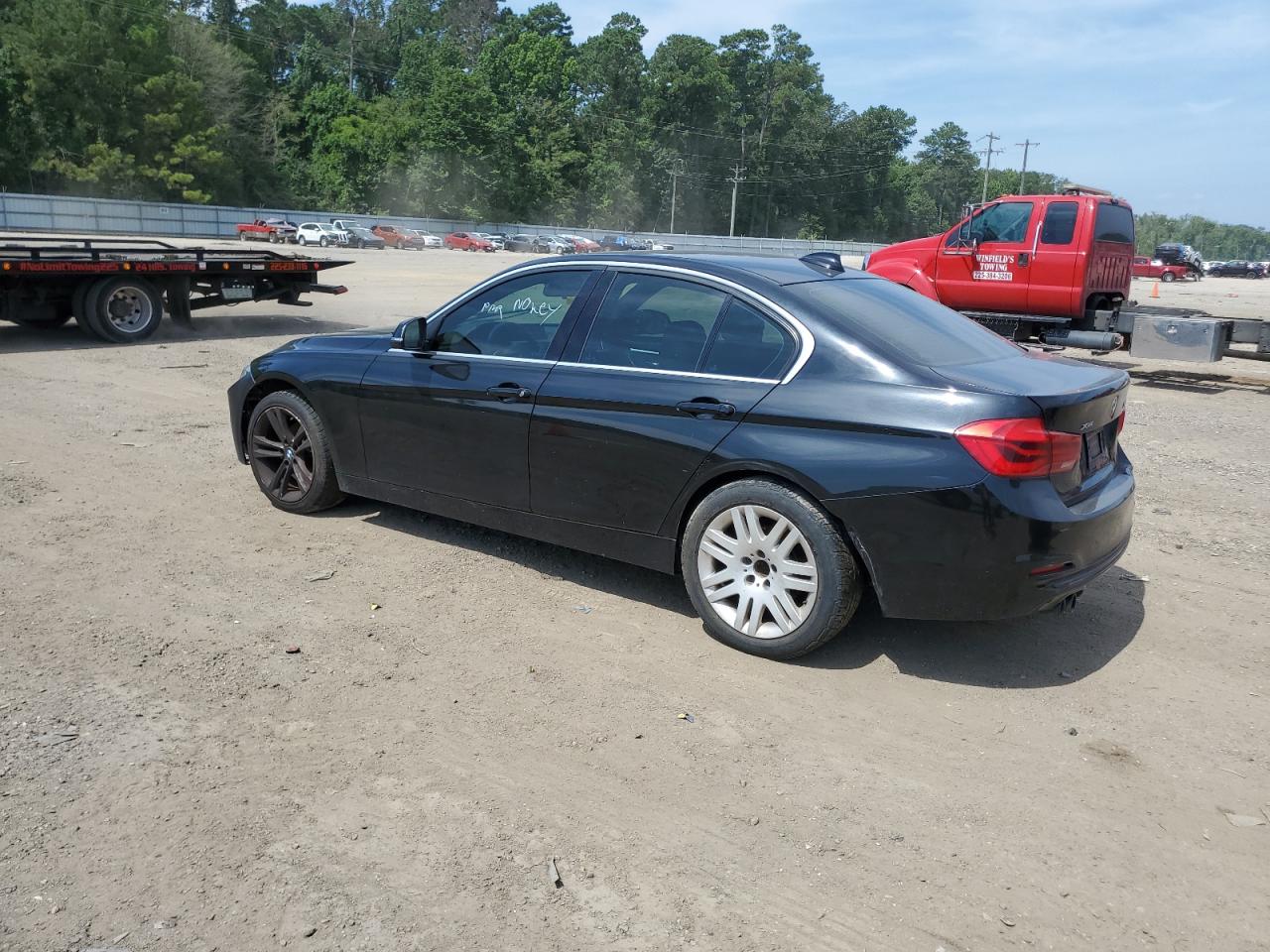 2018 BMW 330 Xi vin: WBA8D9G59JNU70669