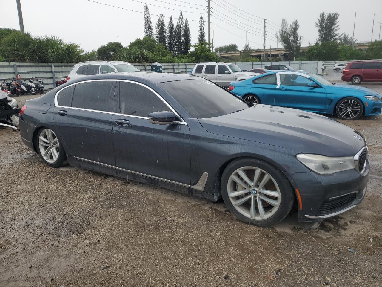 2016 BMW 750 Xi vin: WBA7F2C59GG416787