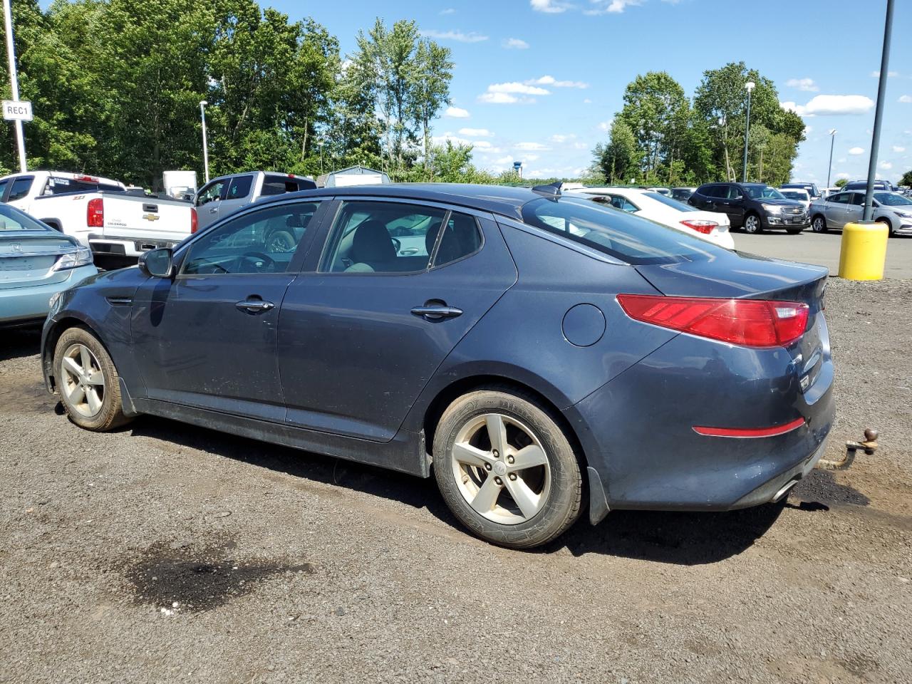 2015 Kia Optima Lx vin: KNAGM4A71F5598467