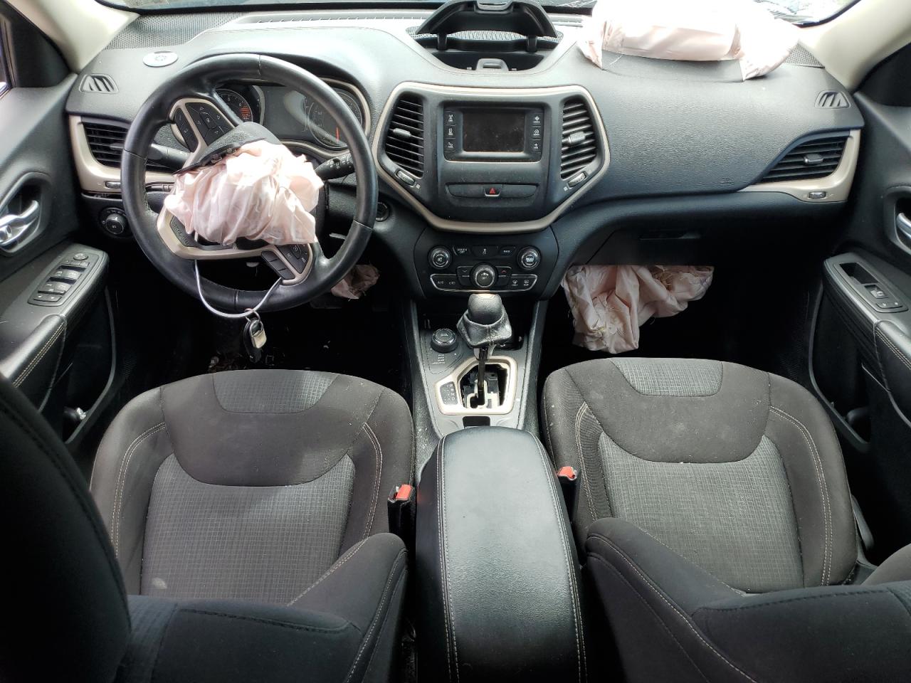 1C4PJMCB1GW162372 2016 Jeep Cherokee Latitude