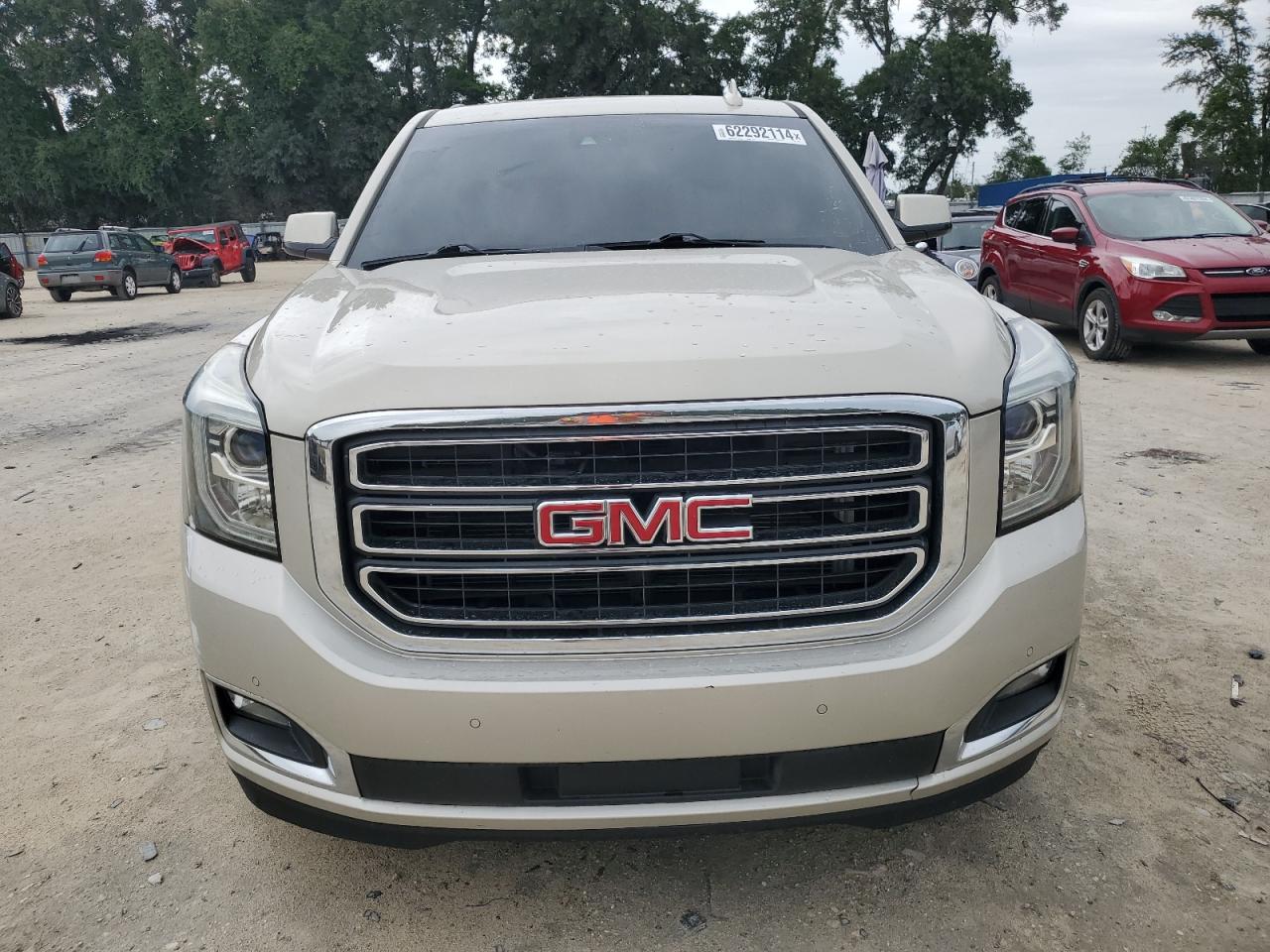 2017 GMC Yukon Xl C1500 Slt vin: 1GKS1GKC8HR203767