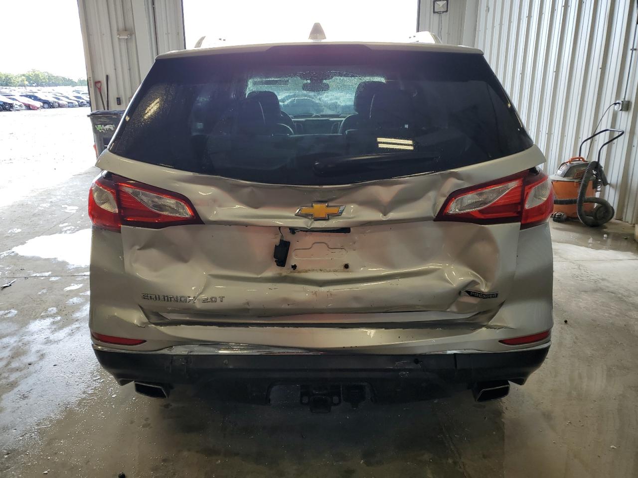 2018 Chevrolet Equinox Premier vin: 3GNAXNEX4JS523381