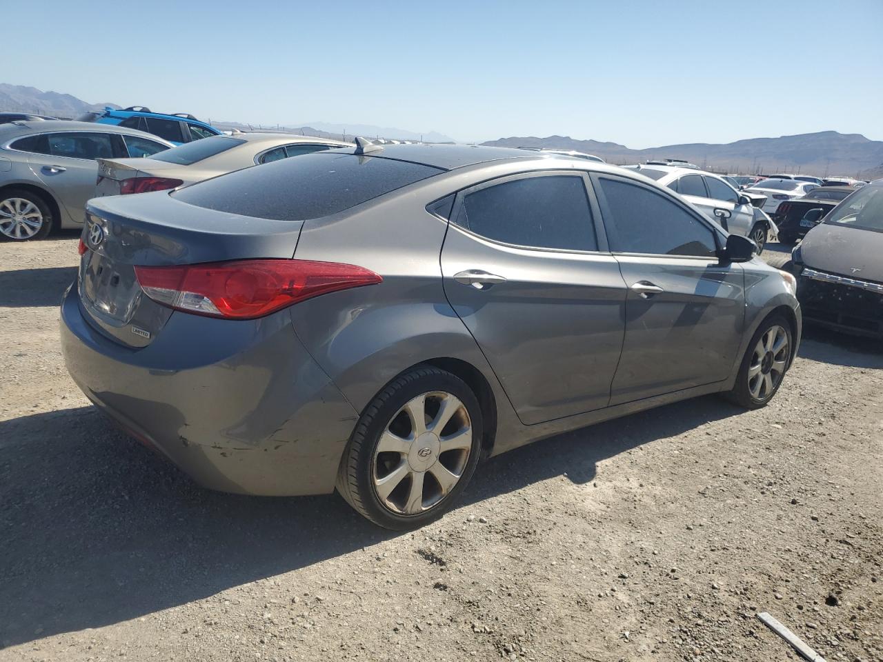 5NPDH4AE1DH172641 2013 Hyundai Elantra Gls