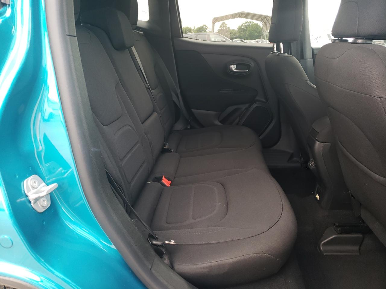 ZACNJABB1KPK42927 2019 Jeep Renegade Latitude