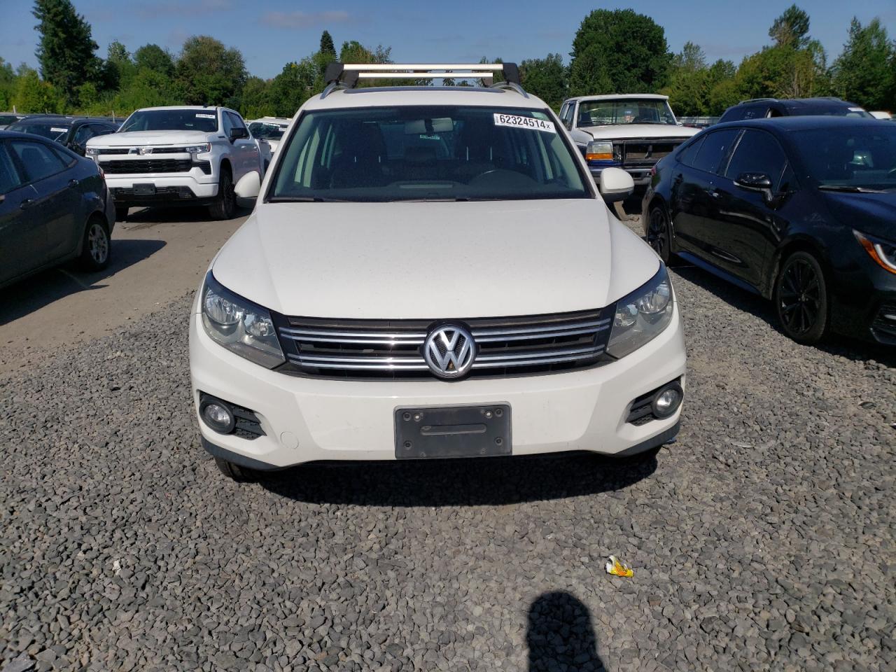 Lot #2792073891 2012 VOLKSWAGEN TIGUAN S