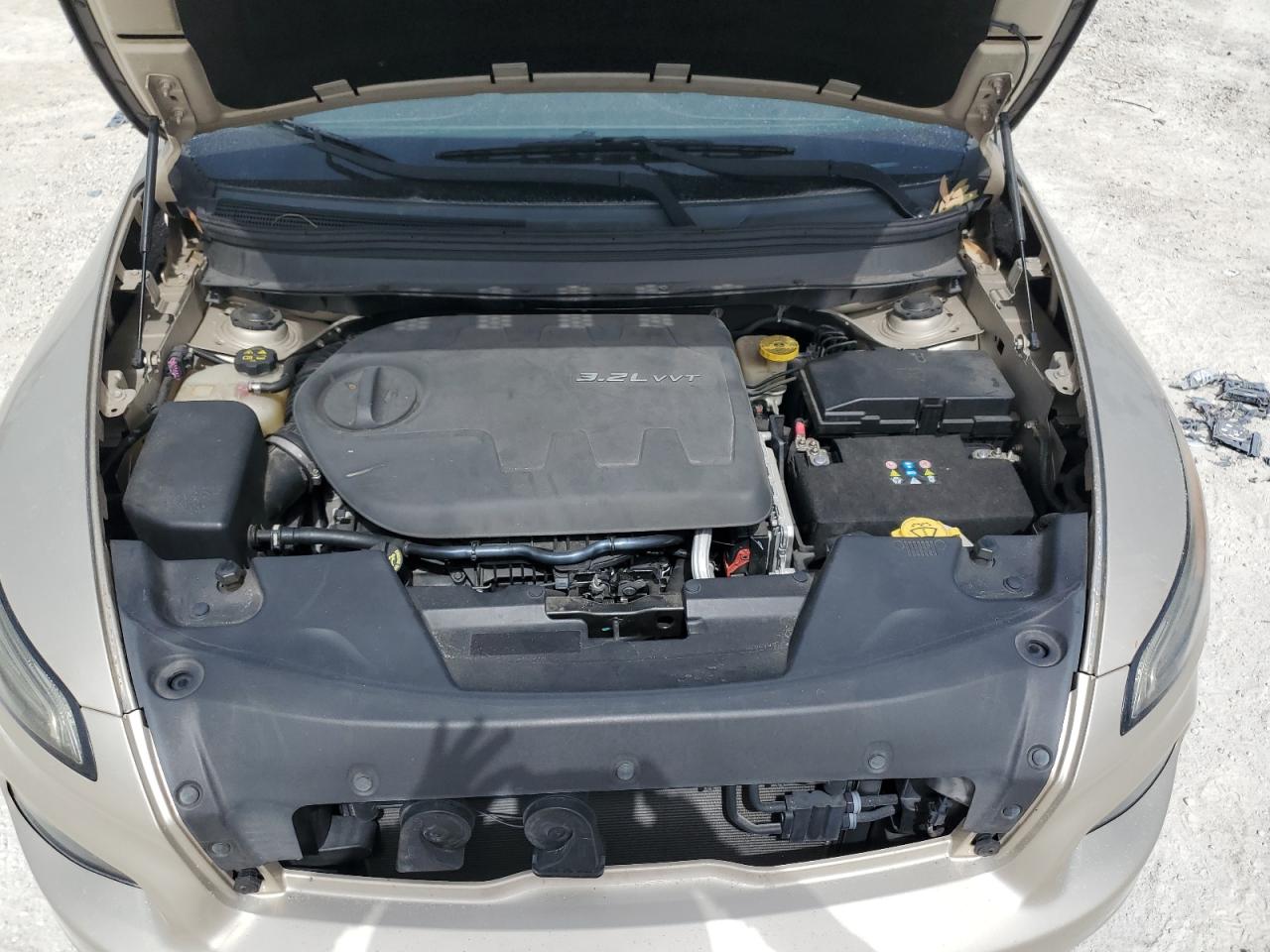 1C4PJLCSXEW186788 2014 Jeep Cherokee Latitude