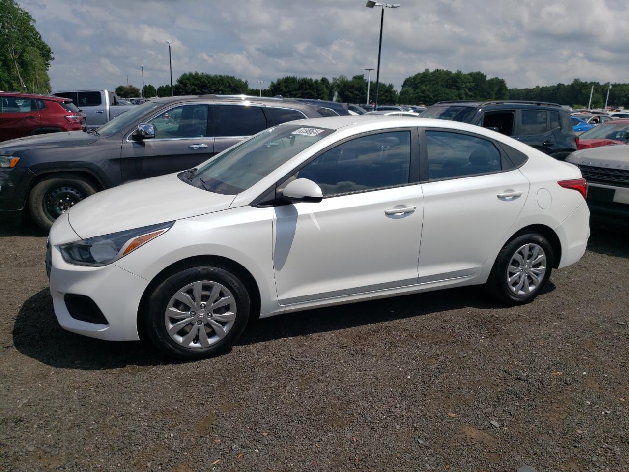 2018 Hyundai Accent Se vin: 3KPC24A34JE035057